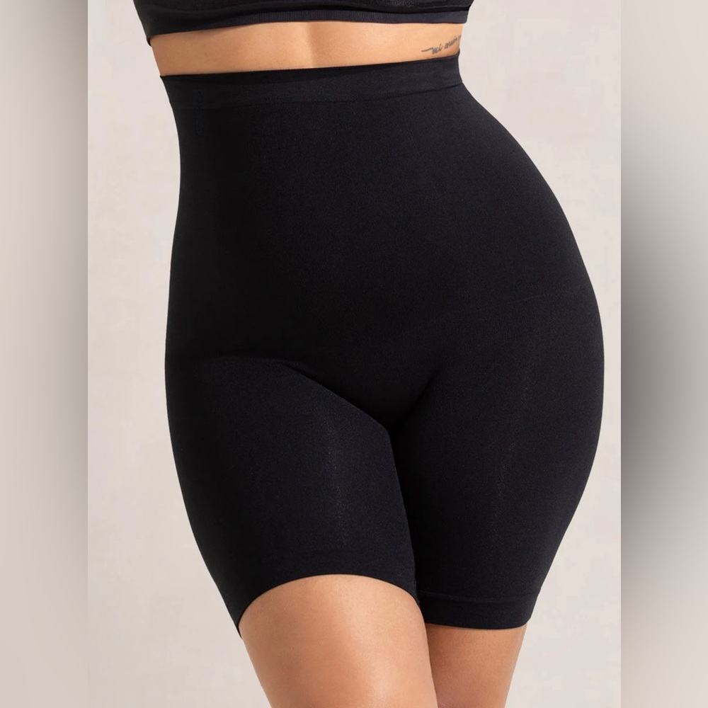 NWT Black/3XL Shapermint Essentials All Day Every Day High-Waisted Shaper Shorts